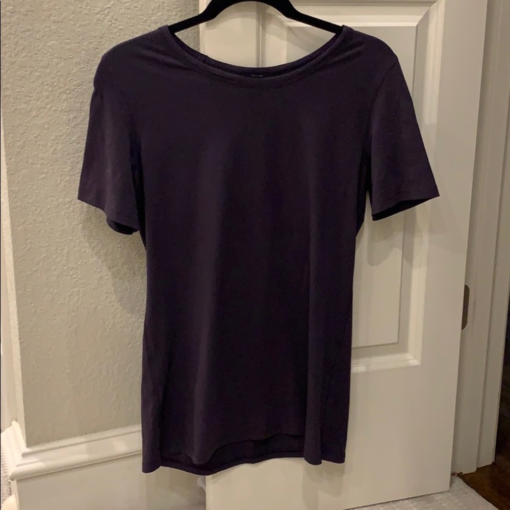 Lululemon plum colored Tshirt, size 6 like new